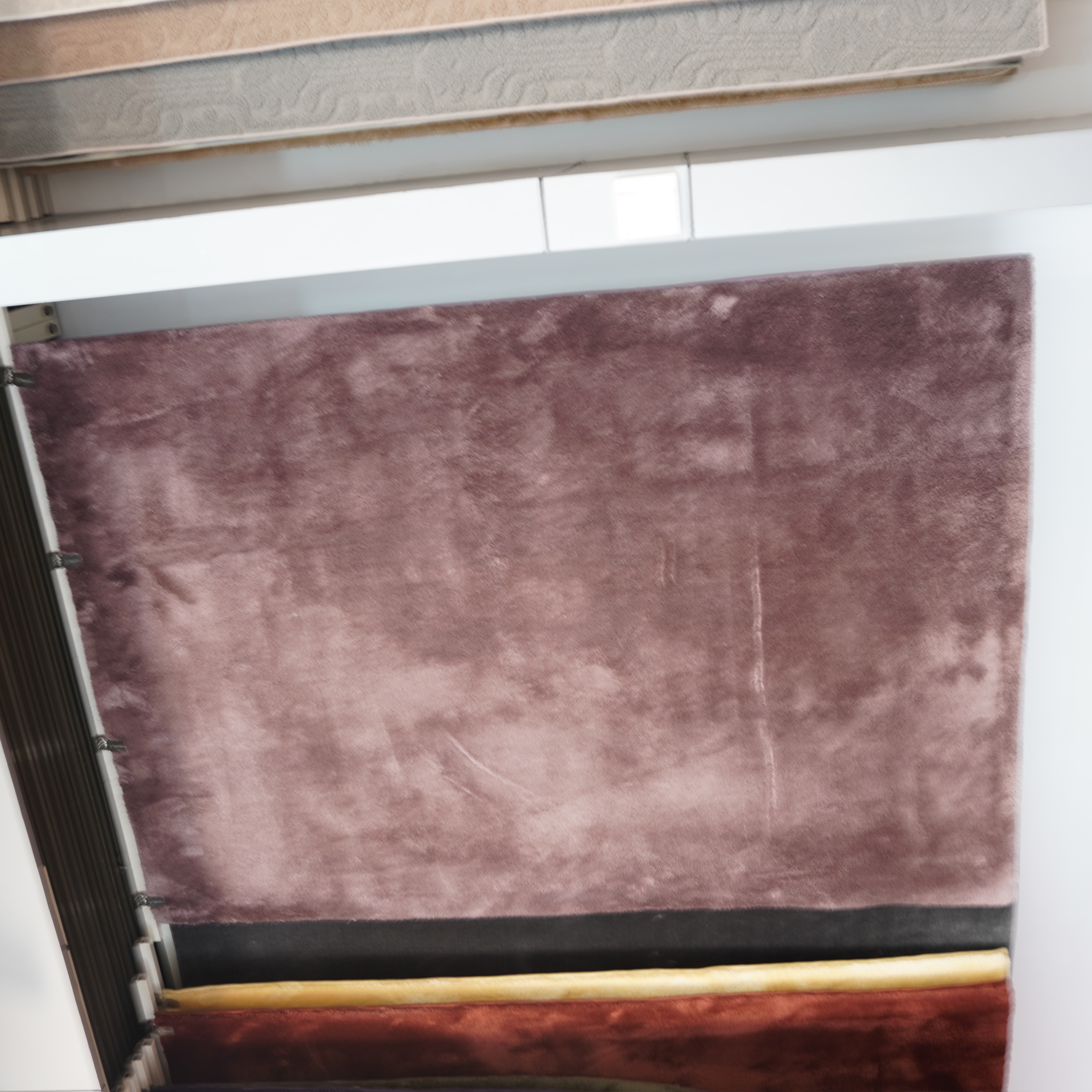 How to Choose the Best Quality Pink Shag Carpet for Your Space