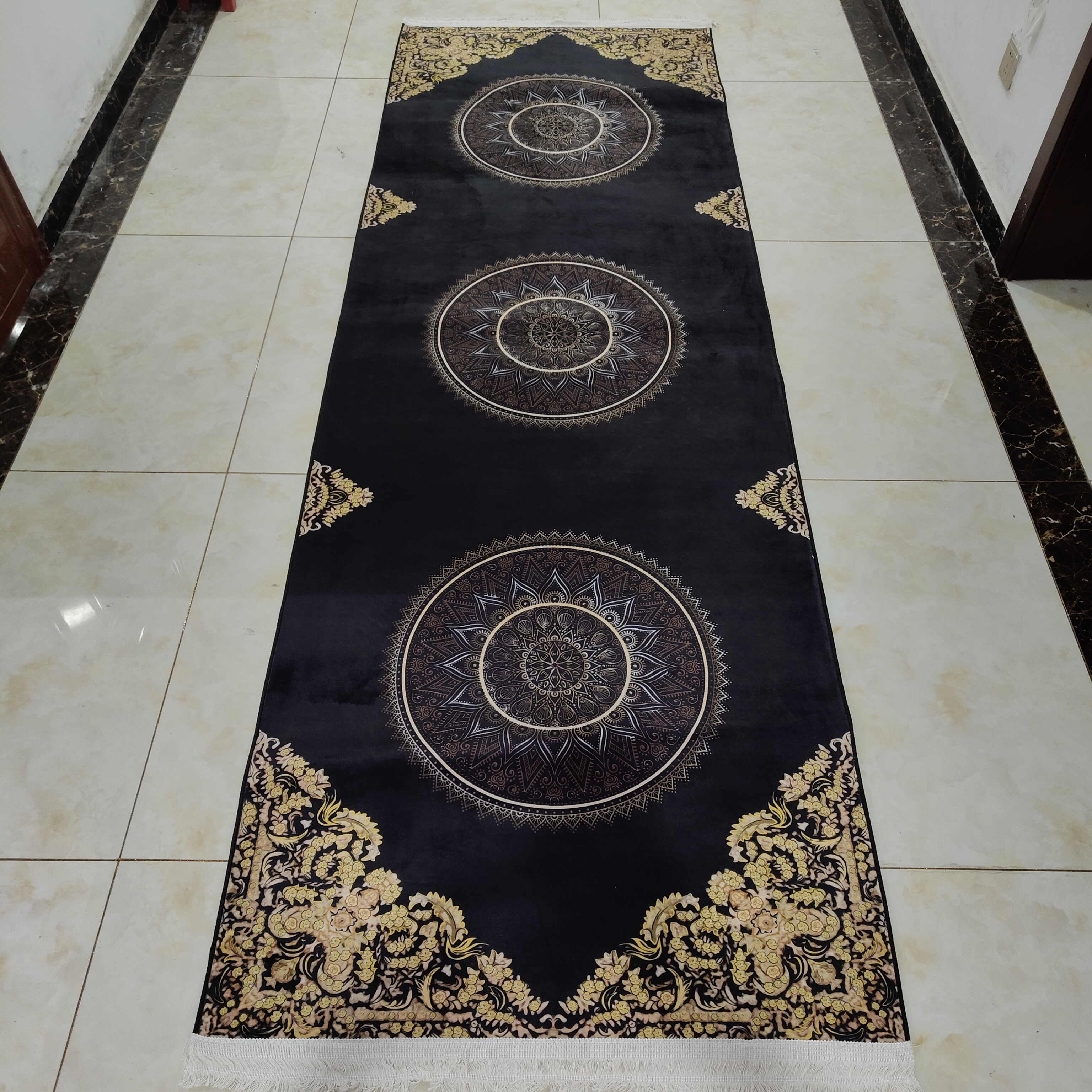How Kitchen Runner Mats Enhance Safety and Comfort in the Kitchen