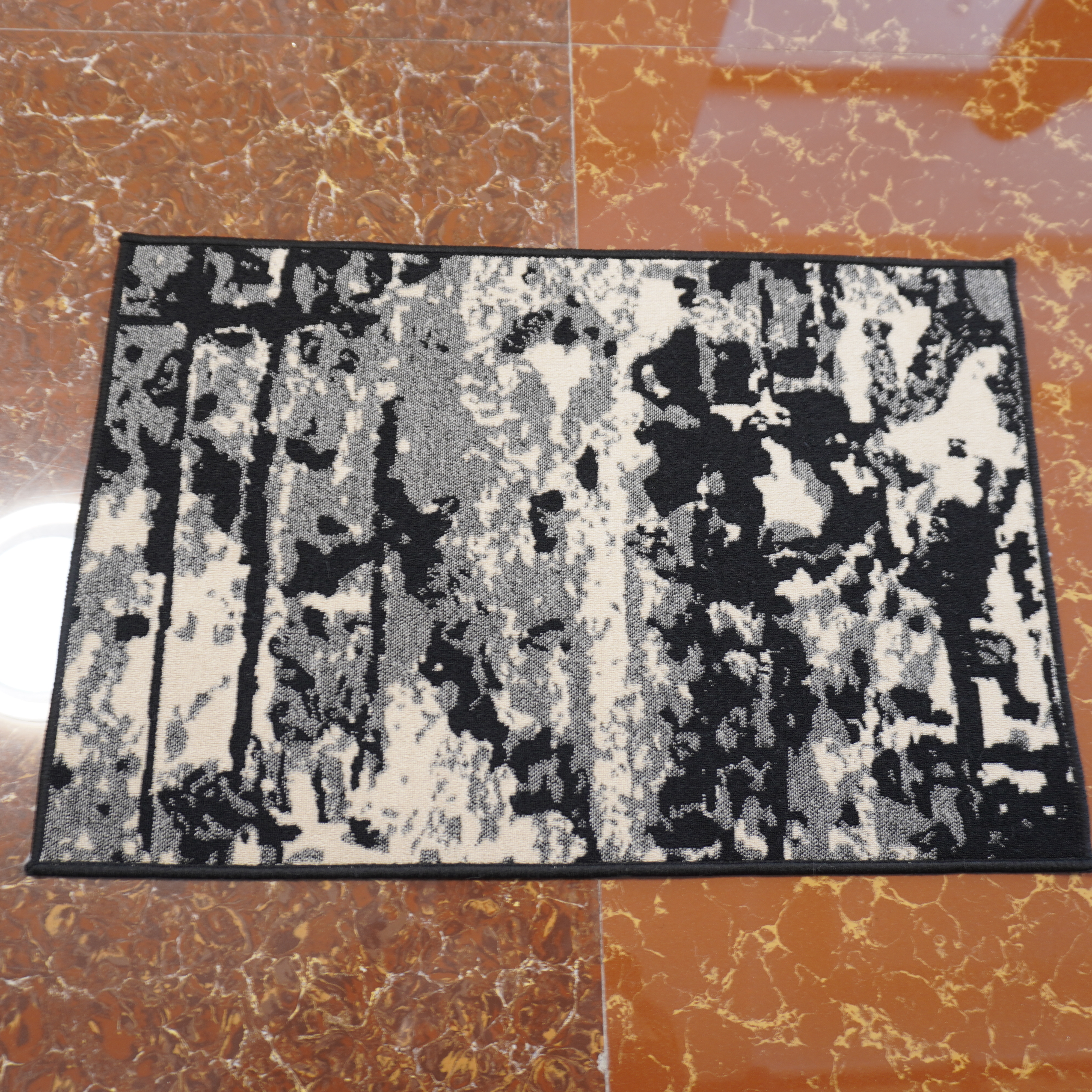 Where to Find Trendy Designs for Machine Washable Bathroom Carpets
