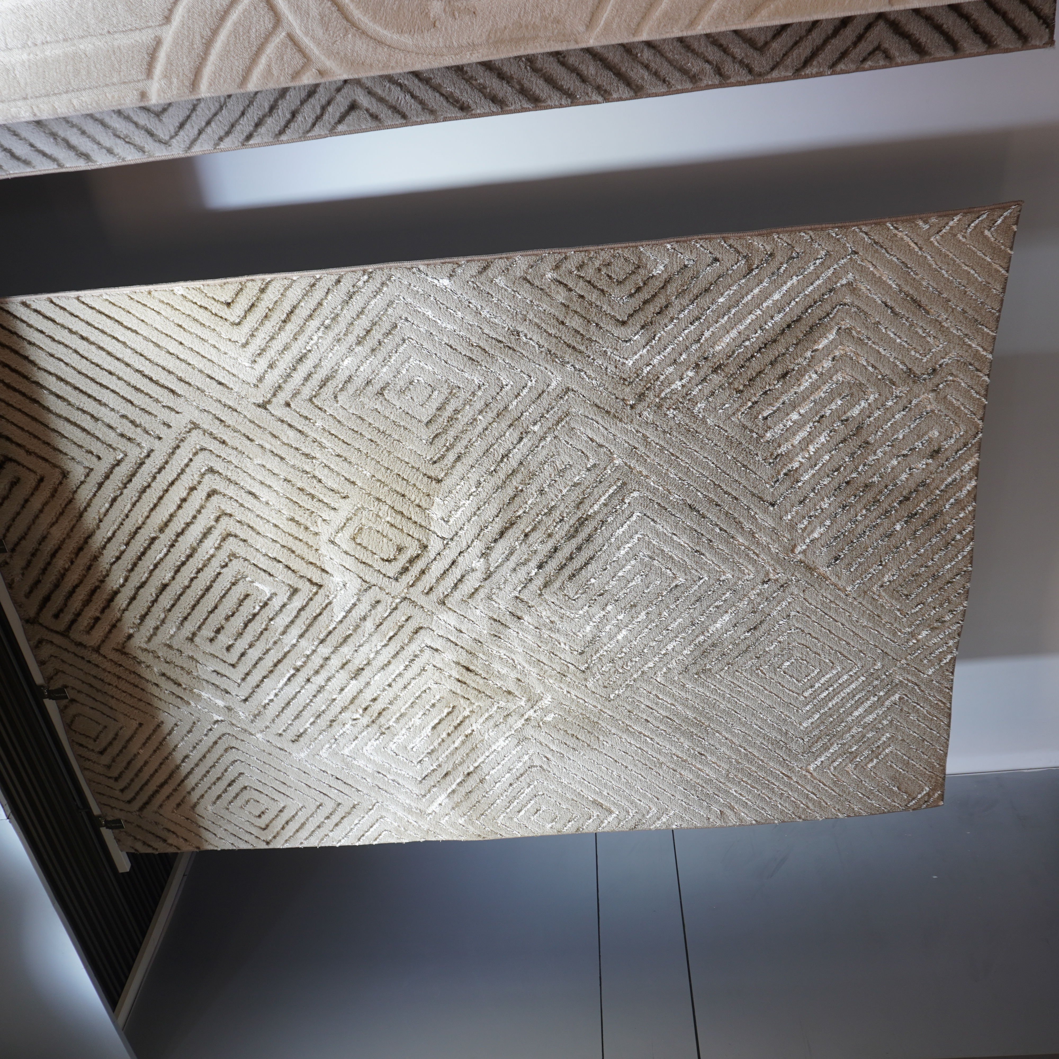 What Design Trends Are Popular for 10x14 Area Rugs in 2023?