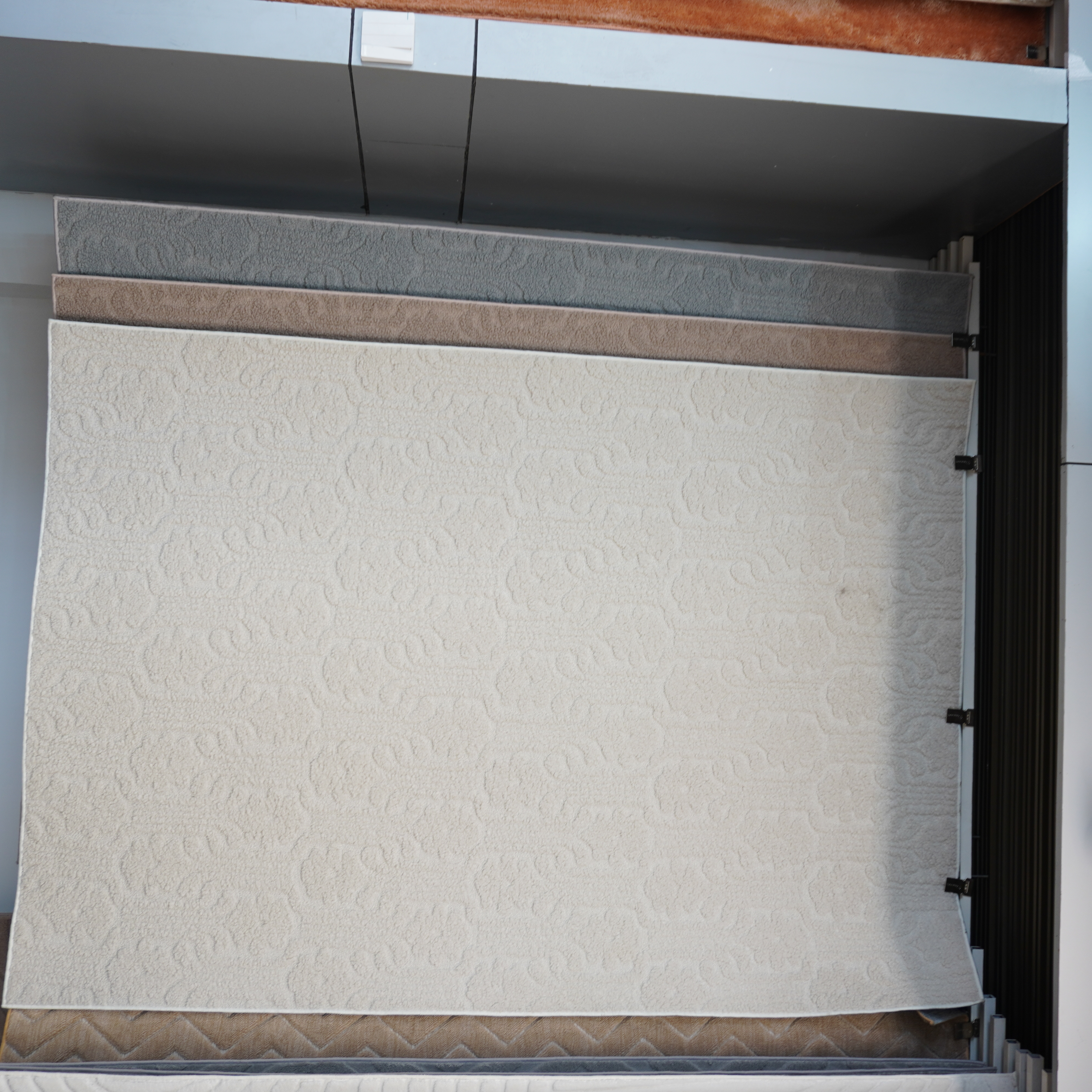 How Non-Slip Rug Mats Enhance Comfort and Stability in Any Room?