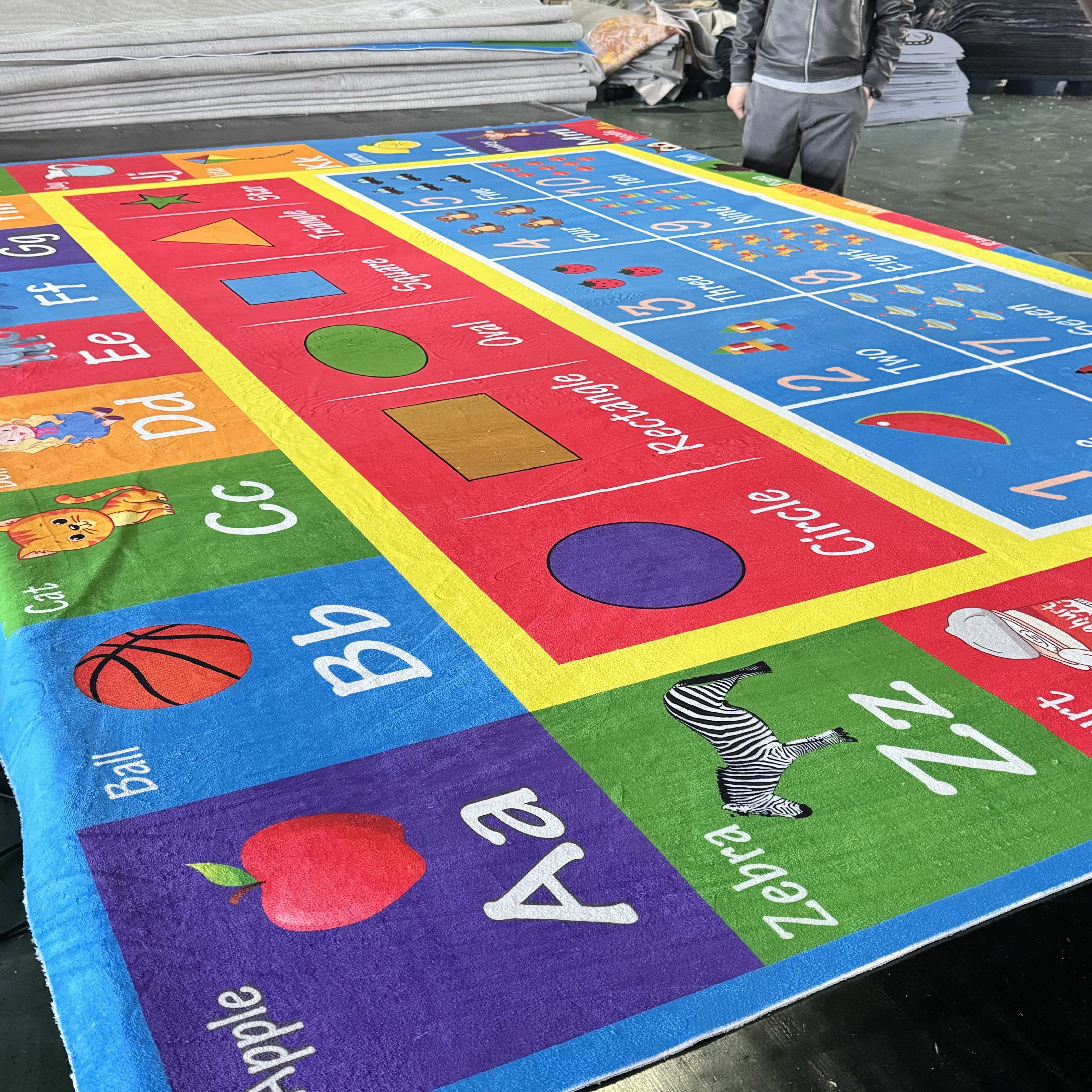 What Are the Top Benefits of Using 5x7 Washable Rugs in High-Traffic Areas?