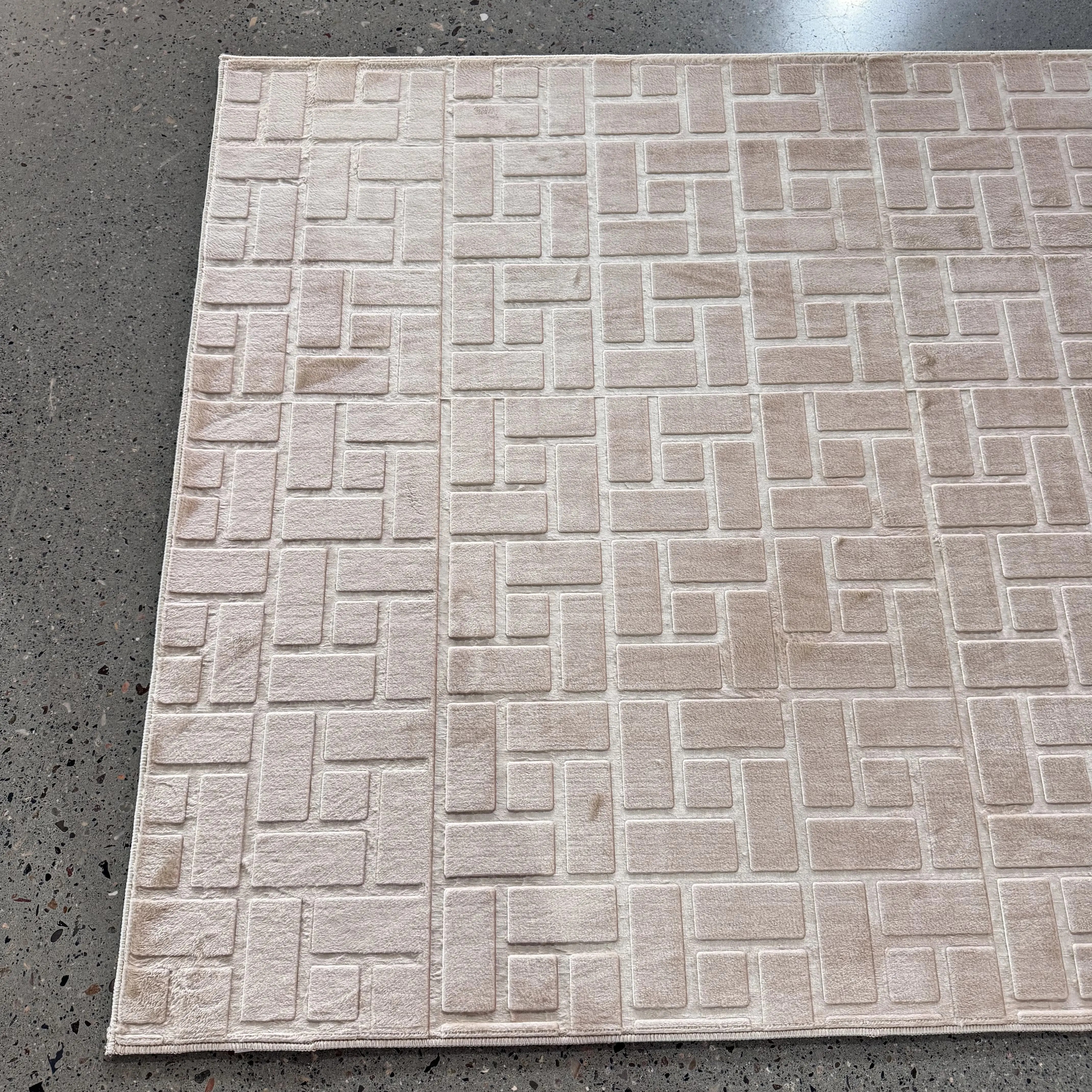 How Floor Carpet Mats Enhance Comfort and Safety in Any Environment