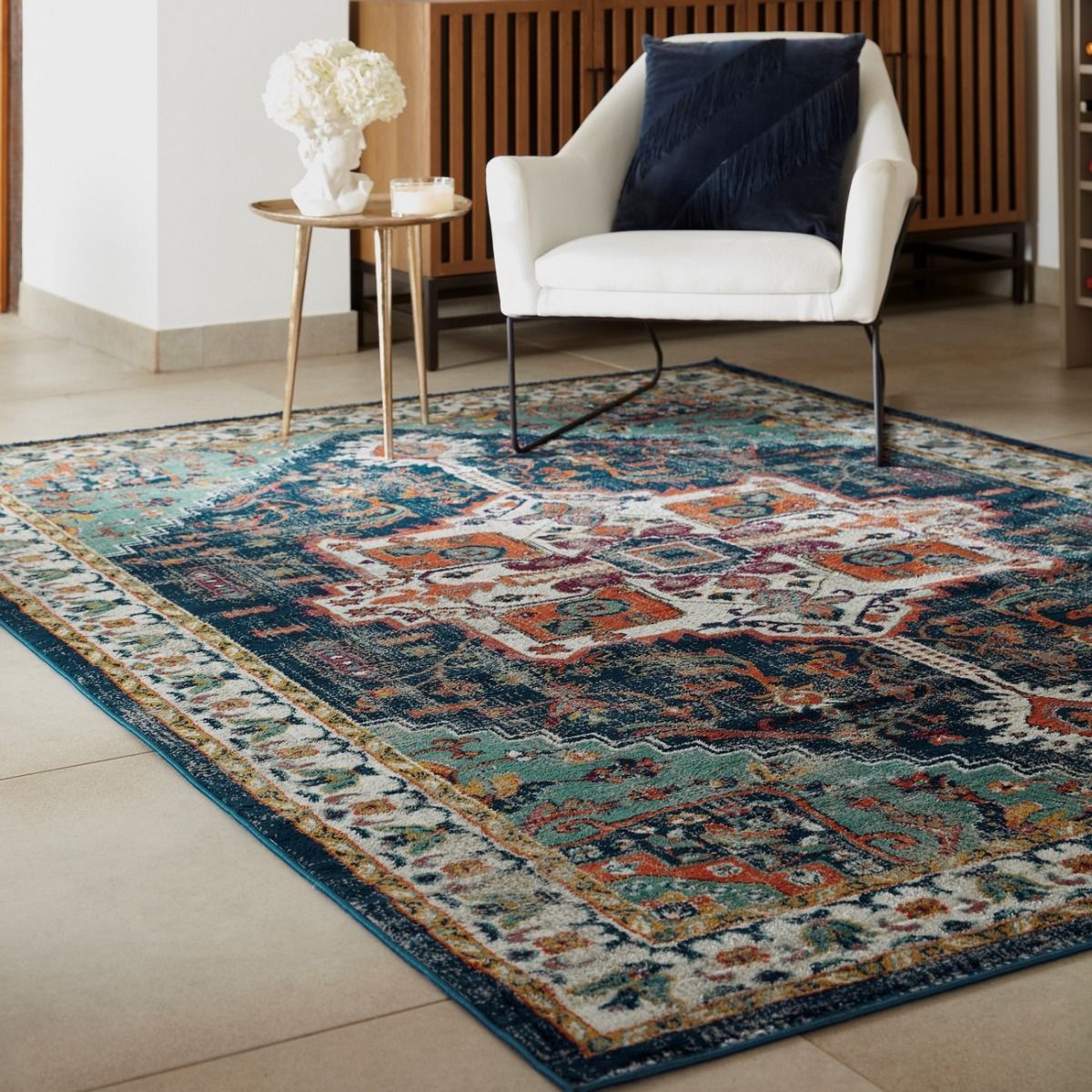 How to Choose the Perfect Faux Sheepskin Rug for Your Space