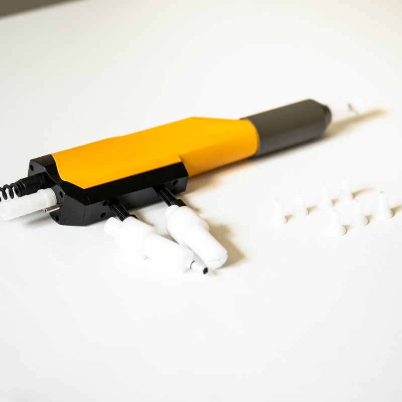 Overcoming Orange Peel and Faraday Cage Effects in Powder Coating Applications