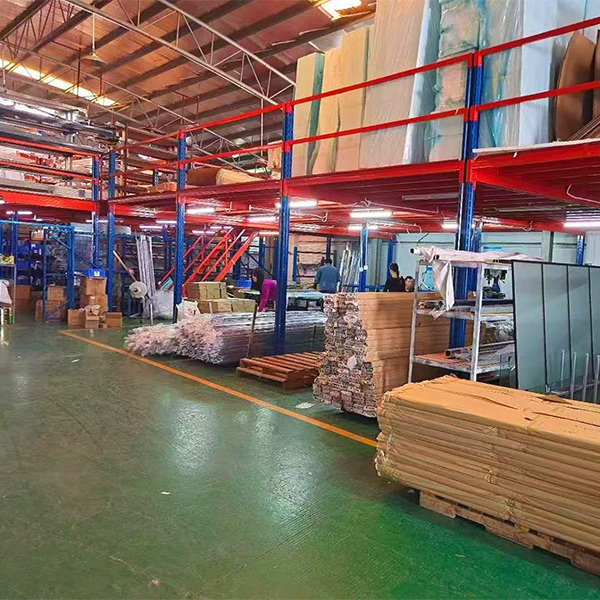 Fabricante de sistemas de suelo intermedio | Sistema personalizado de suelos industriales