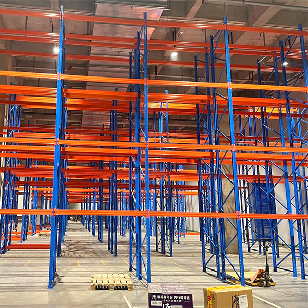 Fabricante de estanterías industriales para paletización | Estanterías industriales pesadas personalizadas