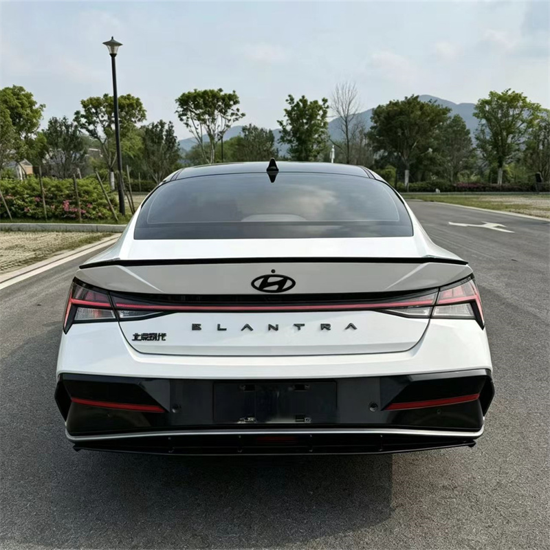 2023 Hyundai Elantra 1.5L CVT Premium Edition
