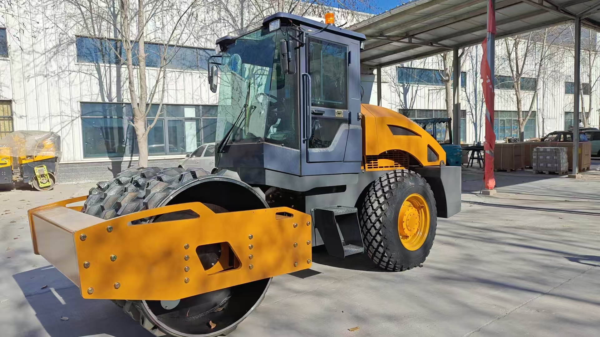 Advantages of Road Rollers for Asphalt Compaction