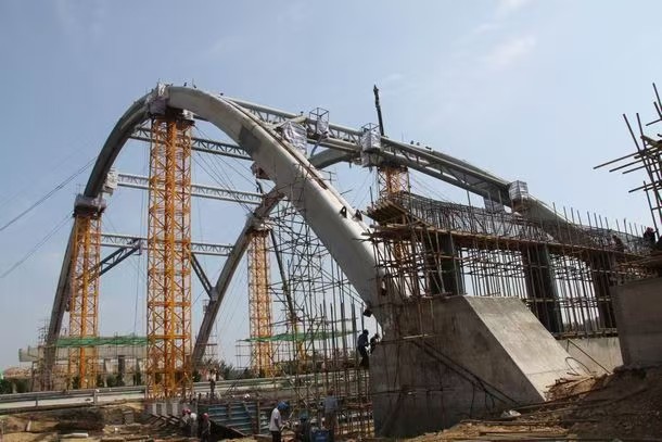 Komplexní řešení pro výrobu ocelových mostů