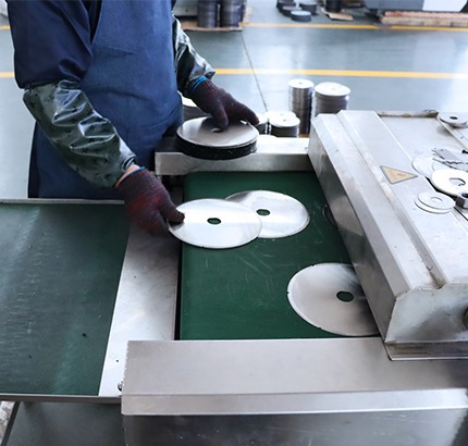 Blade Material & Edge Processing