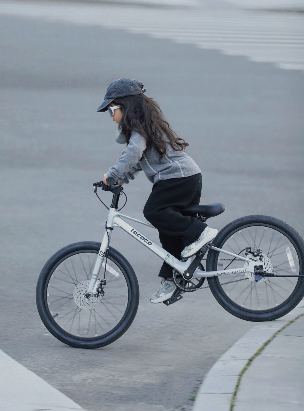 Why Is Frame Design Important in a High-Quality Kids Bike?