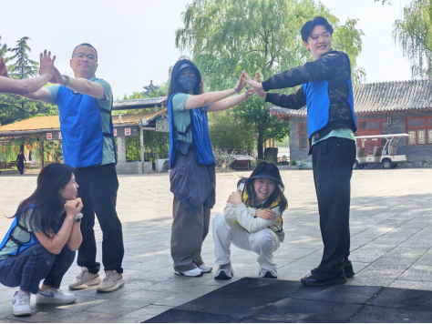 Excellent Team Creates Excellent Strength, Positive Atmosphere Empowers High-quality Service