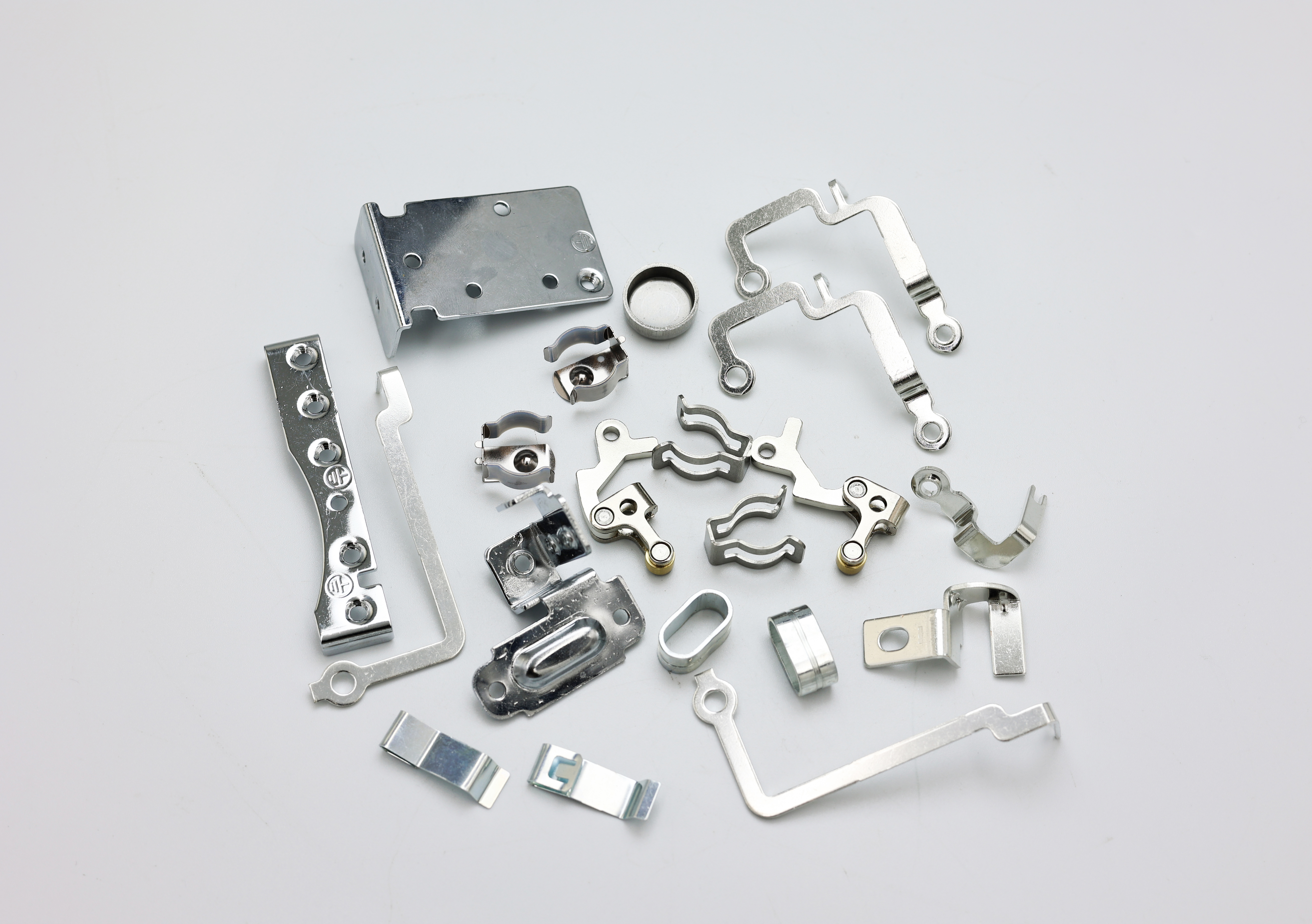 Stainless Sheet Metal in Corrosive Service: Design and Sourcing Checklist