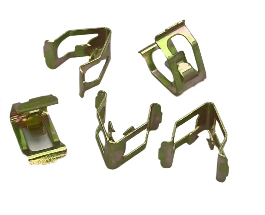Retaining Clip Fit: Panel Engagement and Removal Access