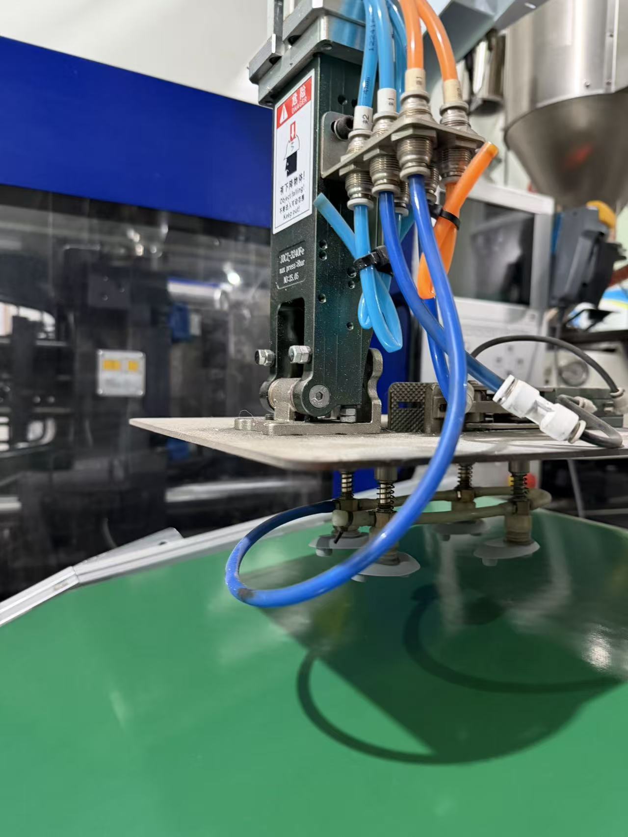 The role of precision CNC machining services in high-tech robotics manufacturing.