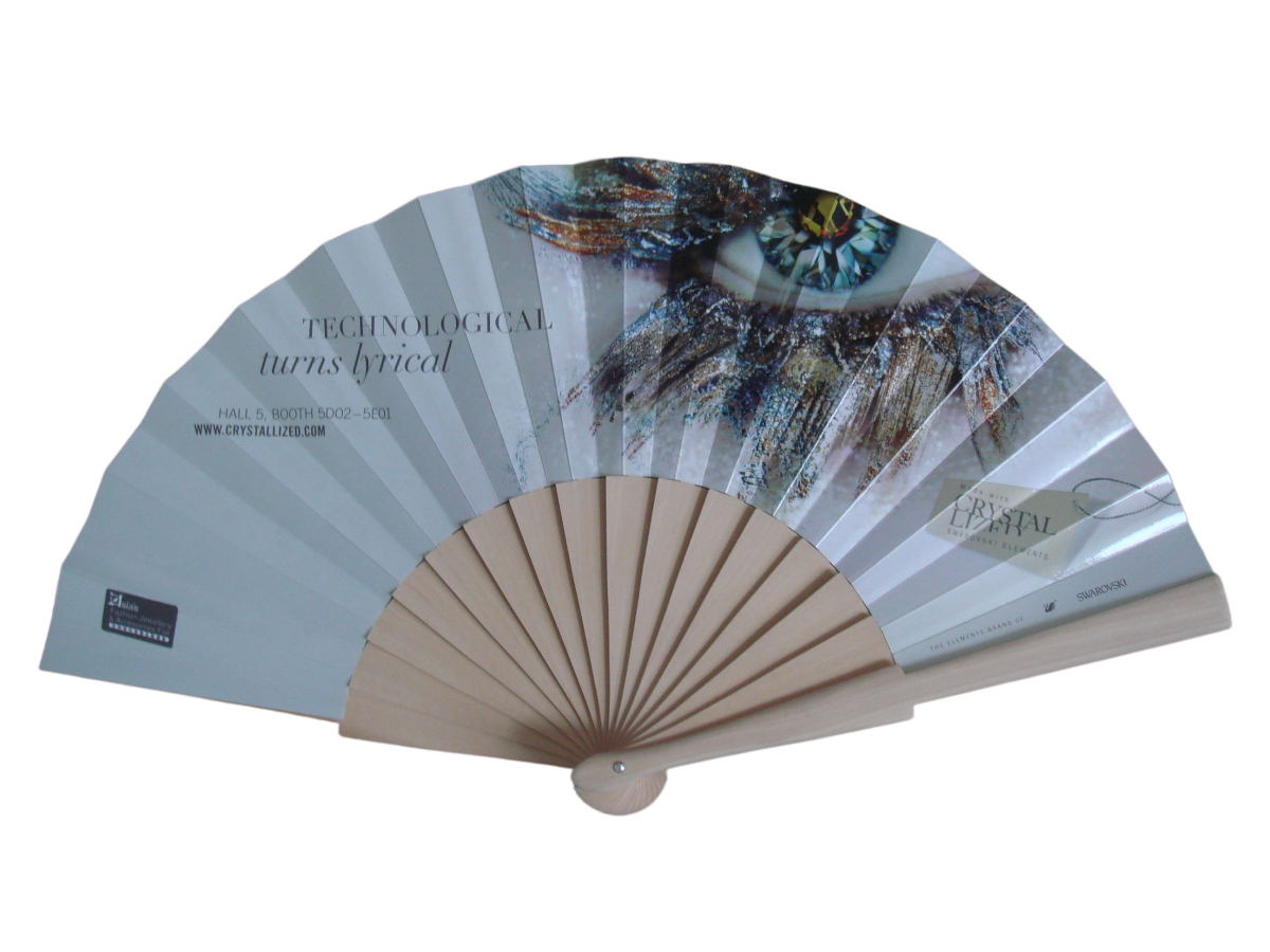 Reusable Fabric Fans: Prolonging Customer Engagement