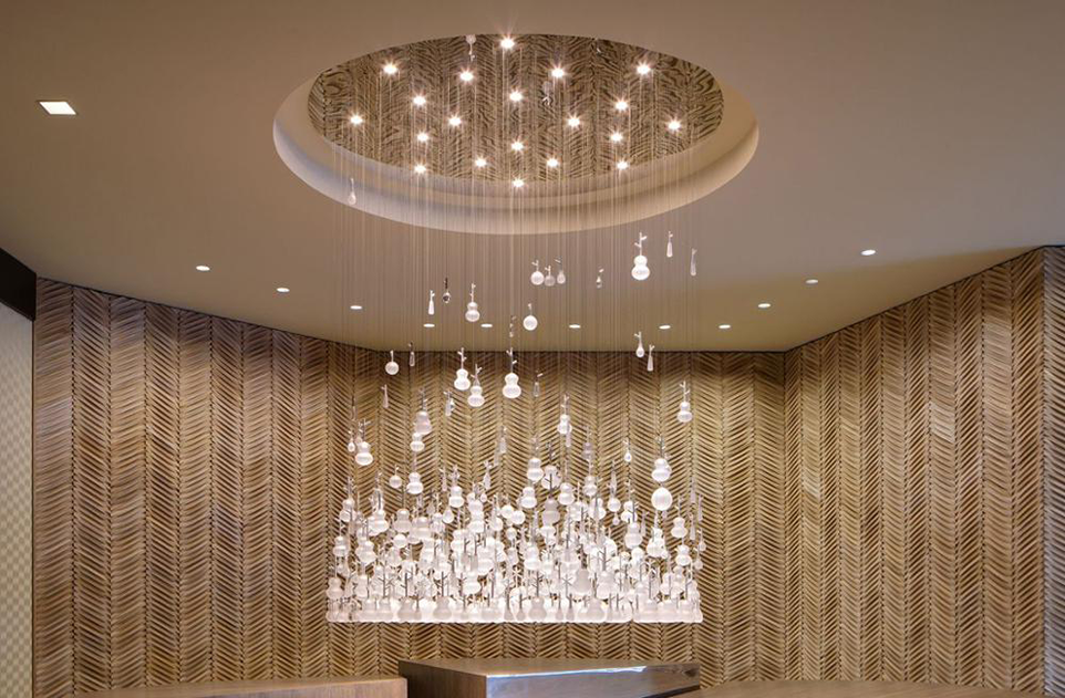 Elegant traditional luminaires
