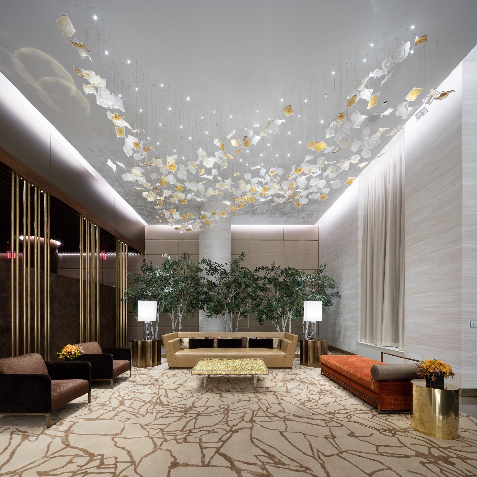 Modern Indoor Handmade Glass Chandelier Pendant Hanging Light for Hotel Lobby Meeting Room Decoration