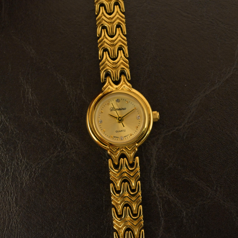 Original Design Classic Women's Small Round Watch - French Vintage Style, Rhinestone Inlaid, Factory Direct Sales