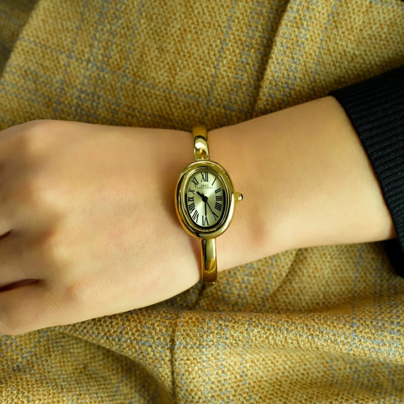 2026 New Women's Bangle Watch, Gold Plated & Diamond Studded, Ladies Bracelet Wristwatch, Wholesale, OEM & Customization