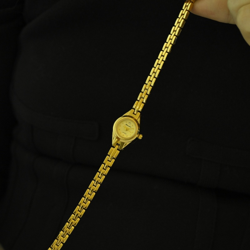 Discover the Unique Advantages of Our Retro Jewelry Collection