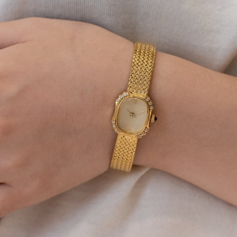 Custom Handmade Rhinestone Inlaid Vintage Quartz Ladies Watch, Dropshipping Available, Customizable Color & Material