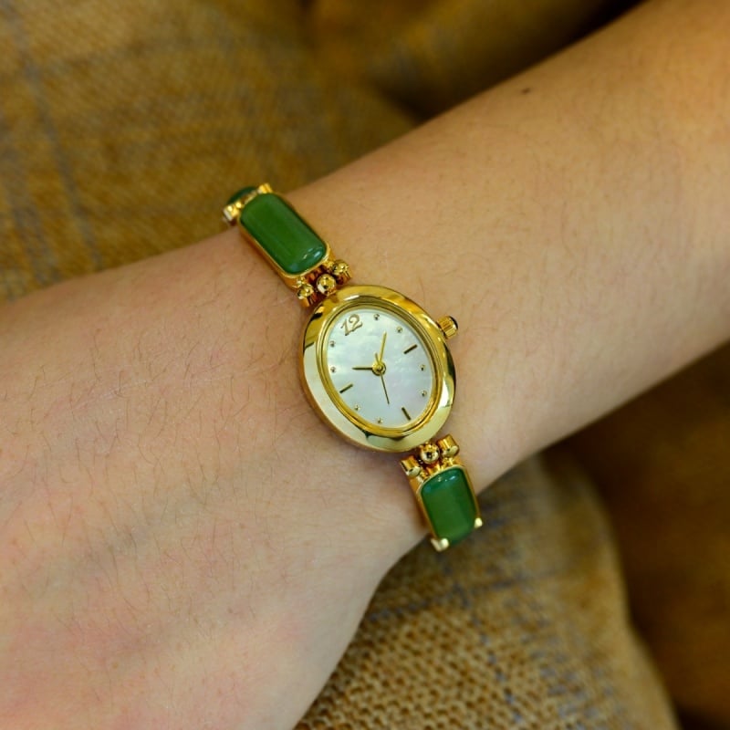 Gemstone Inlaid Ladies Watch, Retro Style, Unique Fashion Women's Wristwatch, Professional Watch Manufacturer