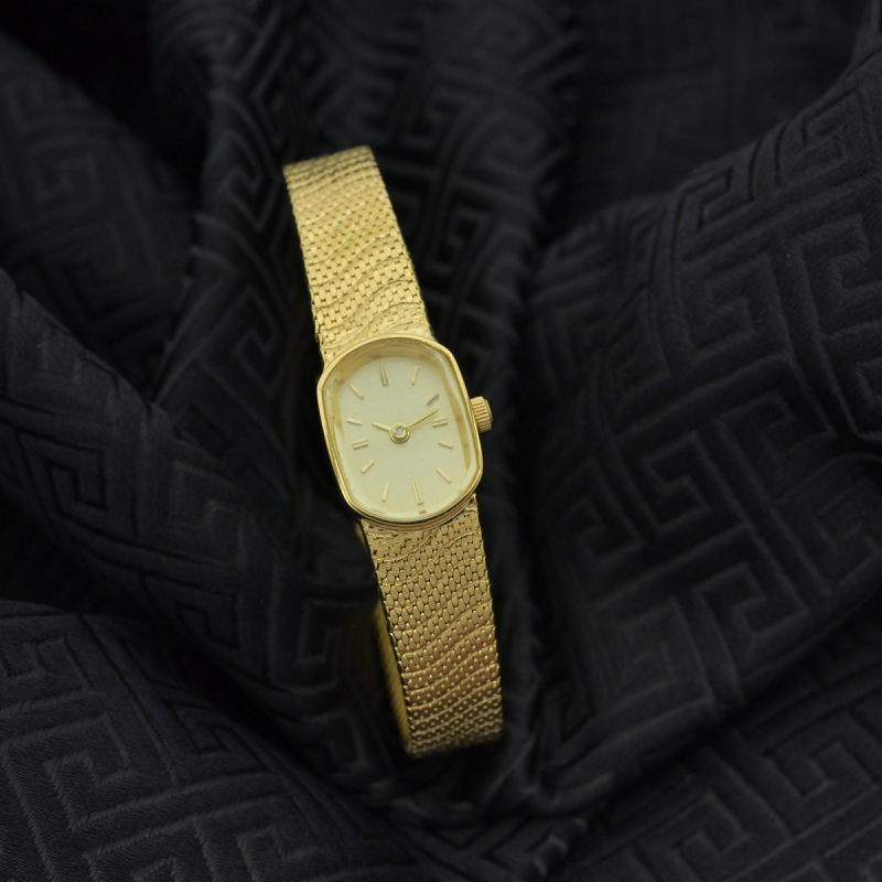 Gold-Plated Ladies Watch with Metal Mesh Strap, Copper Case, Japanese Movement, Reliable Quality Vintage Wristwatch