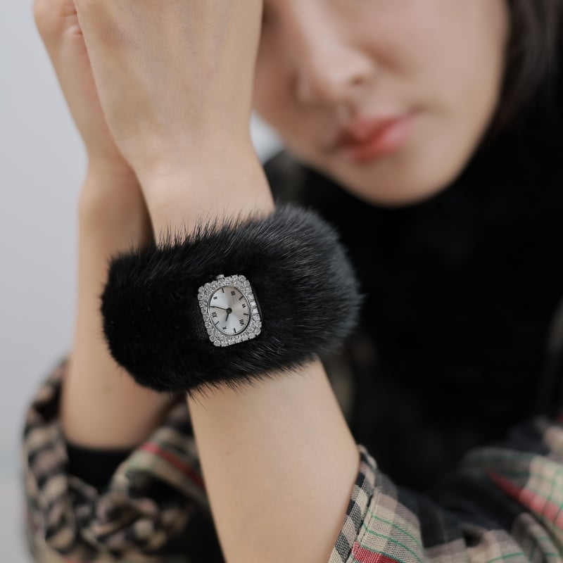Fur Watch Strap Set, Retro Fashion Mink Bracelet, Warm Wristband & Autumn Golden Jewelry for Women