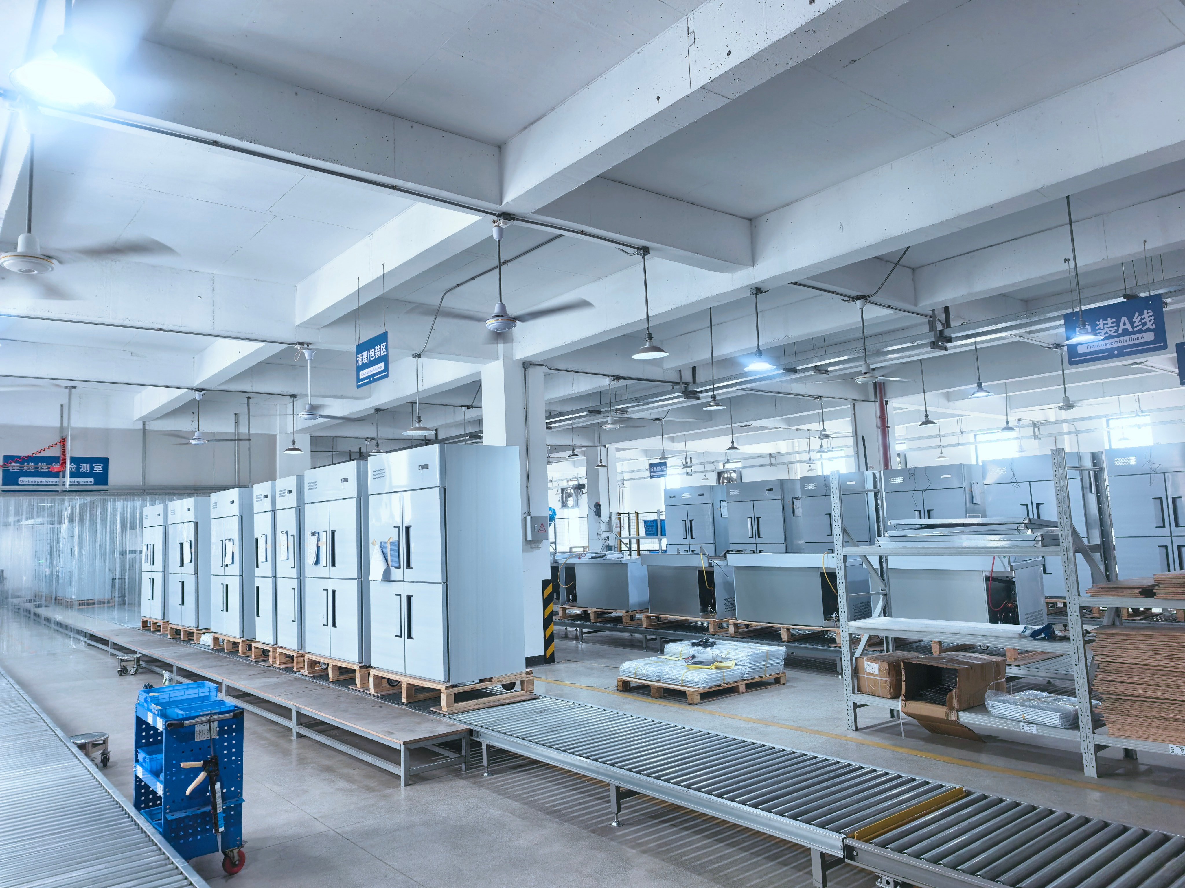 How to Reduce Energy Consumption in Commercial Refrigeration Equipment?