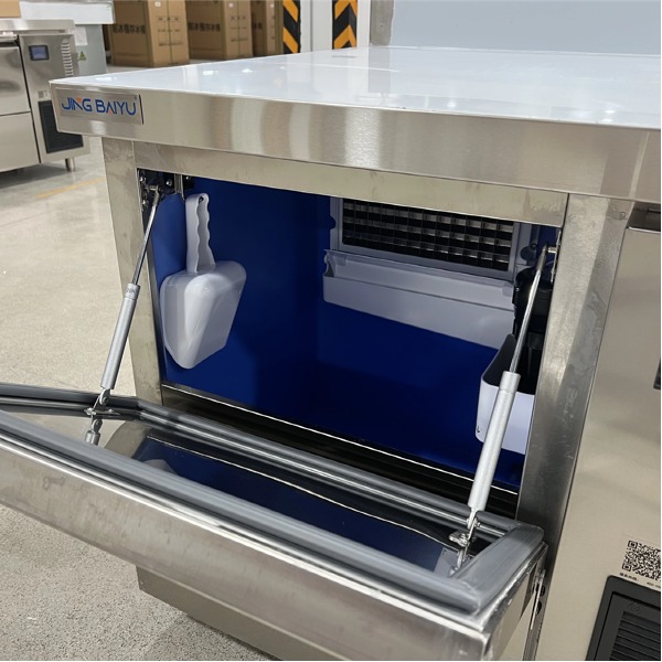Découvrez des fabricants de glace haute efficacité pour répondre aux besoins de votre entreprise