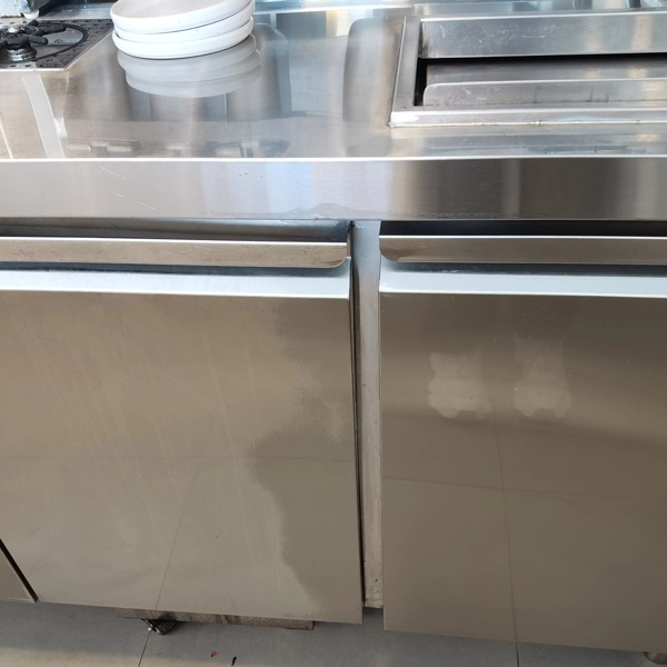 Premium Frozen Storage Workbench for Commercial Use
