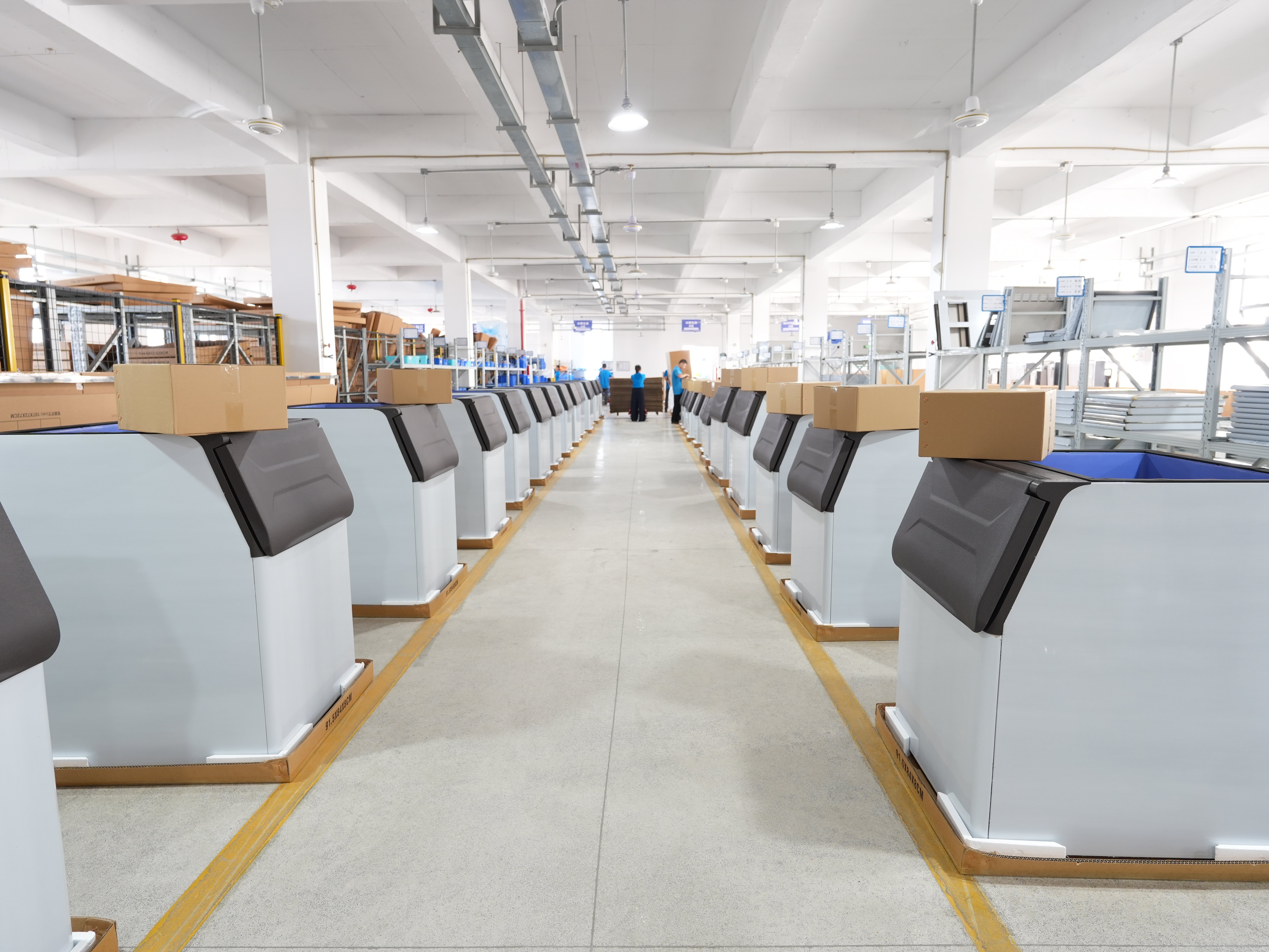 How to Maintain a Commercial Ice Maker and Extend Its Service Life