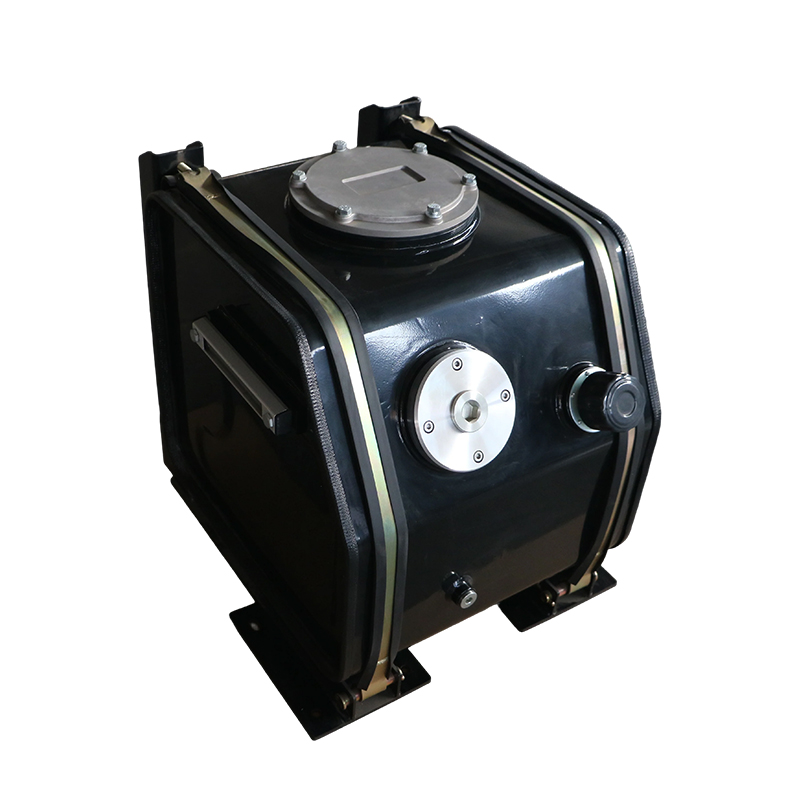 Unmatched Advantages of Side Mount Oil Reservoirs