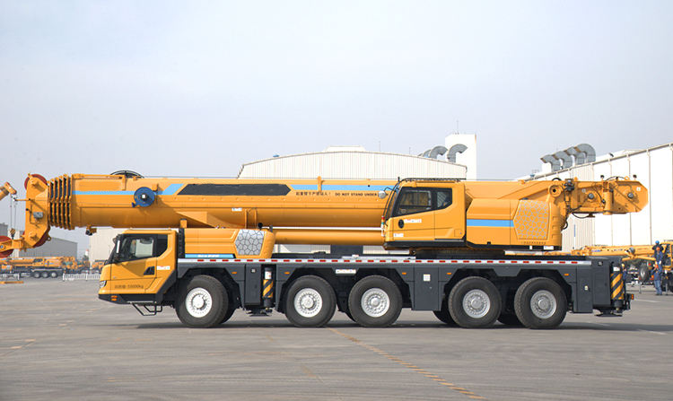 Used XCG XCA 220-ton crane