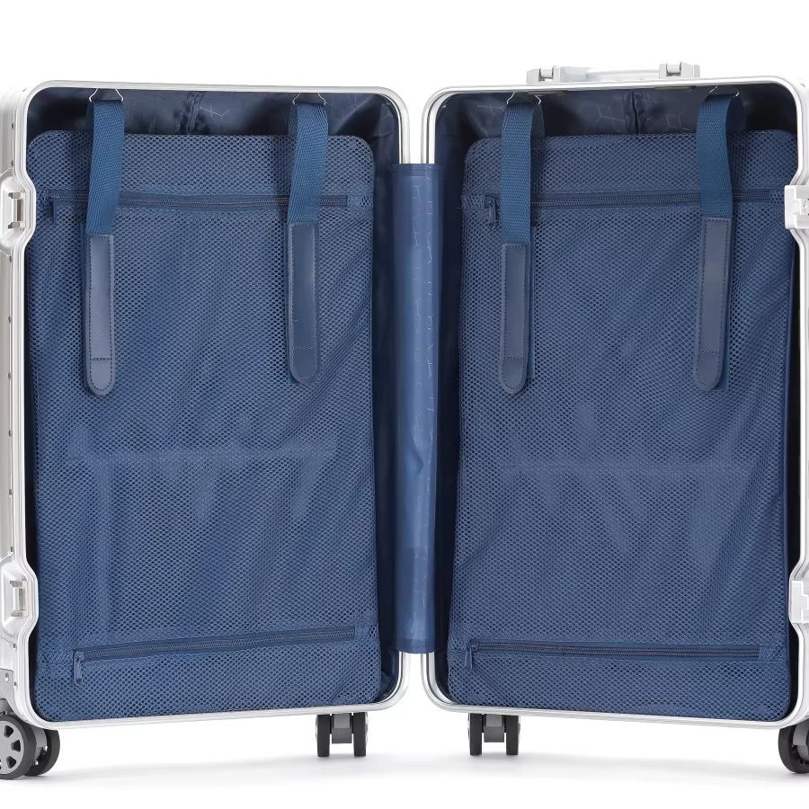20-tommers koffert av rent aluminium med TSA-lås, universelle hjul og minimalistisk design for forretningsreiser