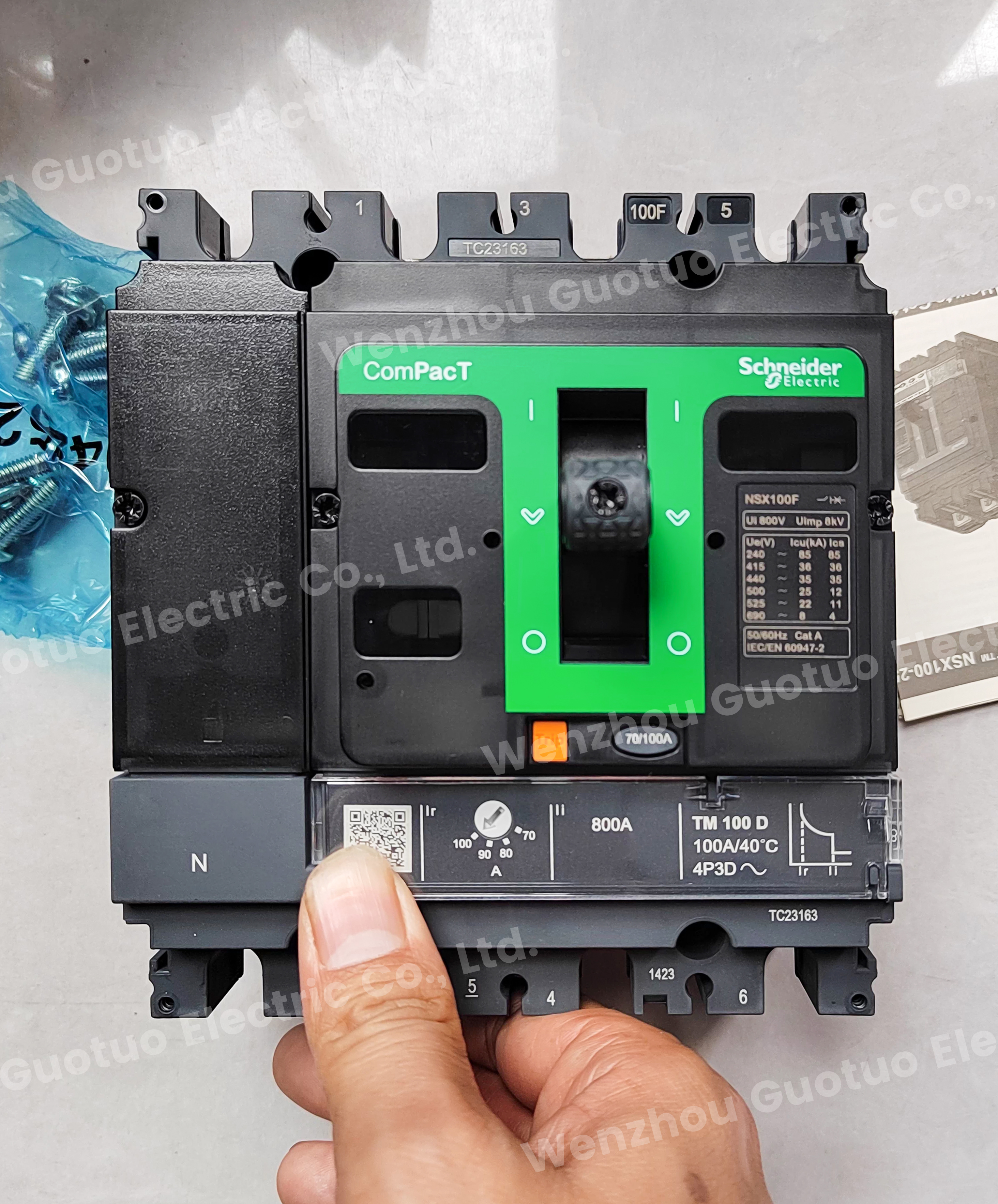 2(622c07ed3f).jpg