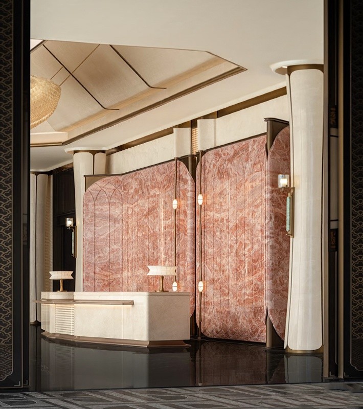 Breccia-Bohemien-Interior.jpg