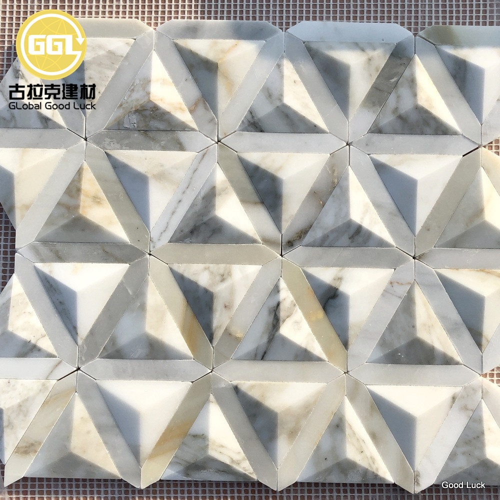Calacatta Gold Marmer Segitiga Tidak Teratur untuk Jubin Dinding Rumah/Villa