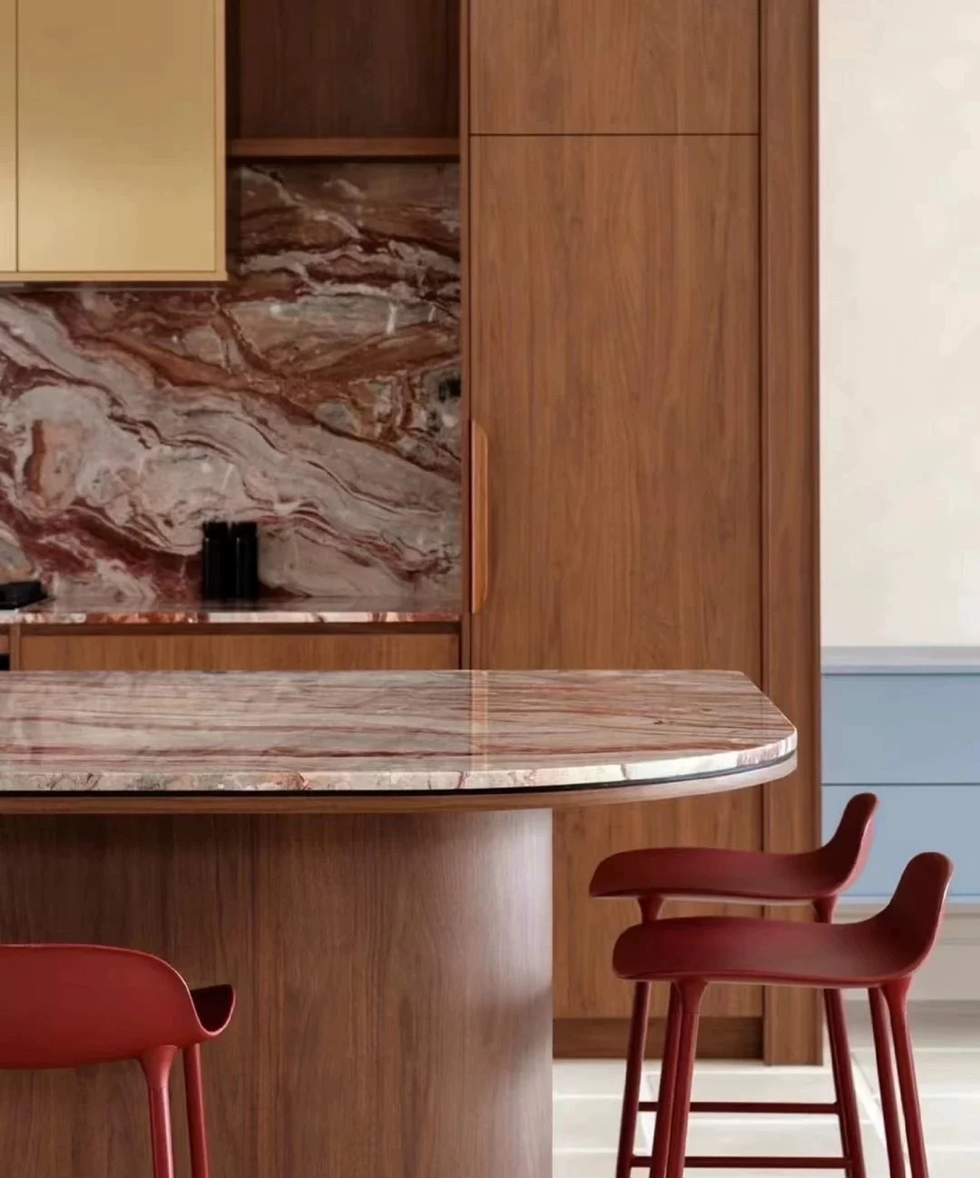 Monica Red backsplash2.jpg