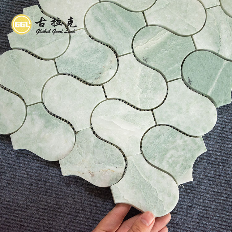 Mosaico de mármol verde natural de forma única para azulejos de baño y cocina