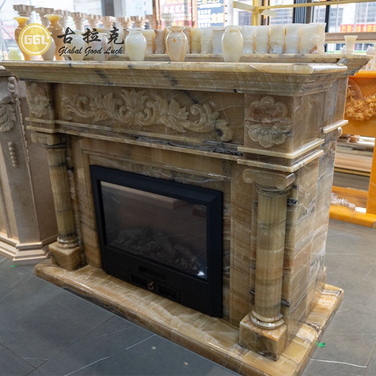 Inveliş pentru cămin din piatră de onix natural sculptat manual Marmură pentru mantelul căminului