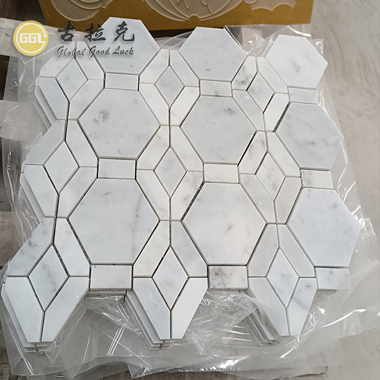 Formes combinées Cararra blanc en octogone mélange en forme de carré Mosaïque en marbre Pour décoration de sol et de mur de maison et d'hôtel