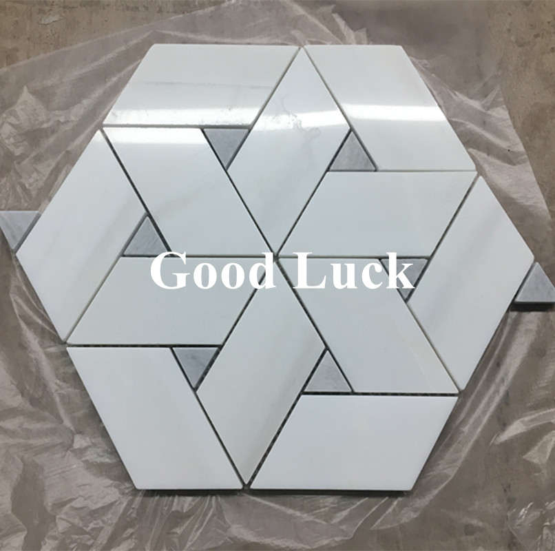 Hexagon Mosaic Unique Mosaic Tile White Natural Marble Mosaic Tile pour Décor