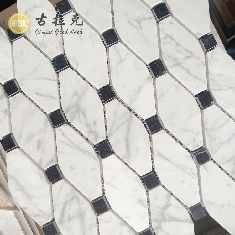 Carrara-Weiß-Marmor mit schwarzen Punkten Mosaik für Heimwanddekorkacheln