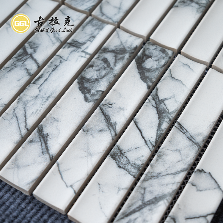 Azulejos de Mosaico Cerâmico Flutuado com Característica de Concavidade Imitando Pedra para Parede e Piso