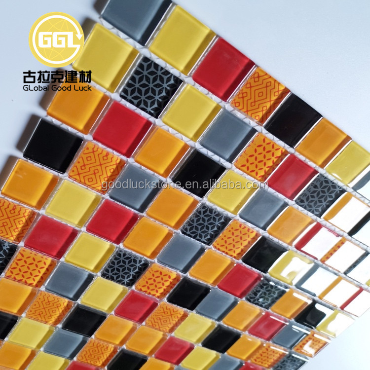 Mosaïque de verre aux couleurs arc-en-ciel avec conception personnalisée pour carrelage de salle de bain, de cuisine et de piscine