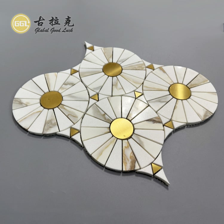 Calacatta Gold Marmor Mix Messing Runde Muster Wasserjet Mosaikfliese