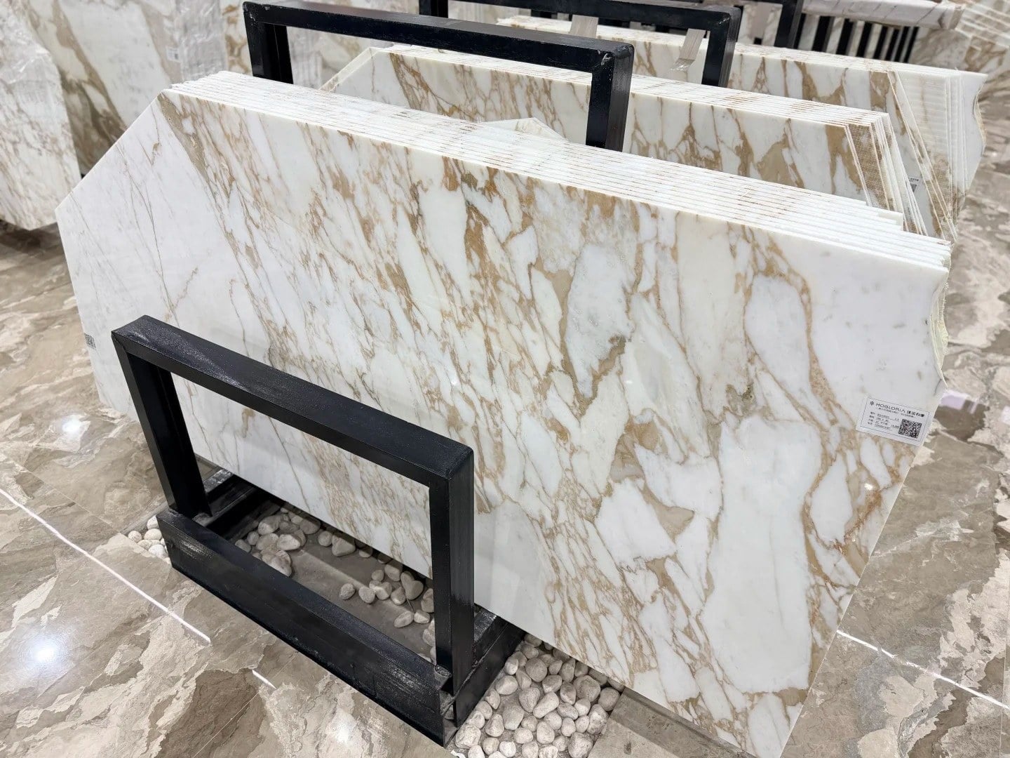bulgari-gold-marble-slab-hero.jpg